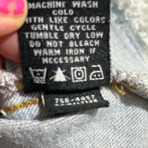 Indigo Saints Denim Light Wash Distressed Shorts and Jacket Set Raw Hem - Picture 10 of 10